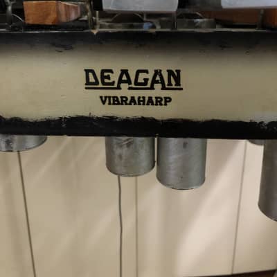 Deagan Model 30 Vibraphone with Extras image 18