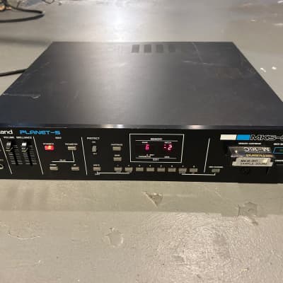 Roland MKS-30 with M-16C Cartridge and Johannes Hausensteiner Midi Upgrade