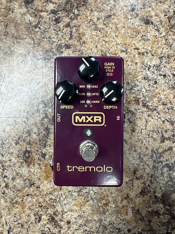 MXR M305 Tremolo