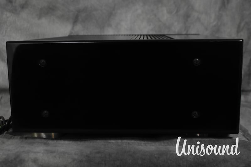 Onkyo A-2001 Stereo Integrated Amplifier in Very Good