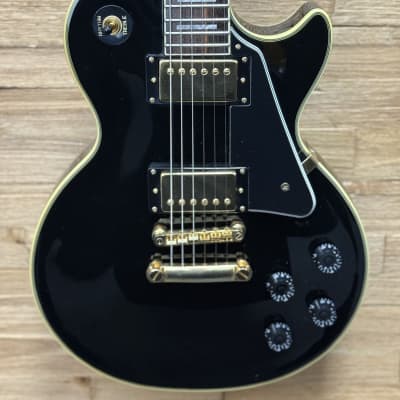 ギター Epiphone Les Paul CUSTOM PRO Epiphone Les Paul Custom Pro | Sweetwater