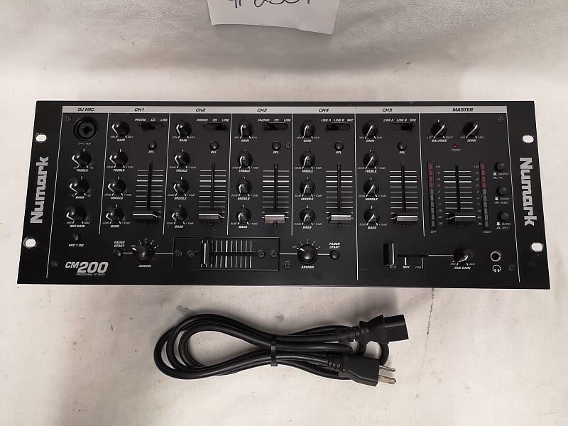 Numark CM200 5 Channel Rackmount 19