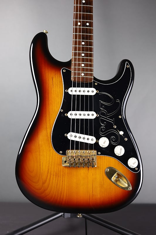 Fender Stevie Ray Vaughan Stratocaster with Pau Ferro Fretboard 1995 - 3-Color Sunburst image 1