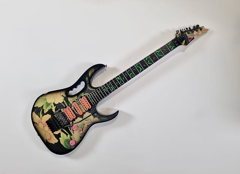 Ibanez JEM77 Floral Pattern初期スティーヴヴァイモデル Ibanez JEM77 Floral Pattern初期スティーヴヴァイモデル Ibanez