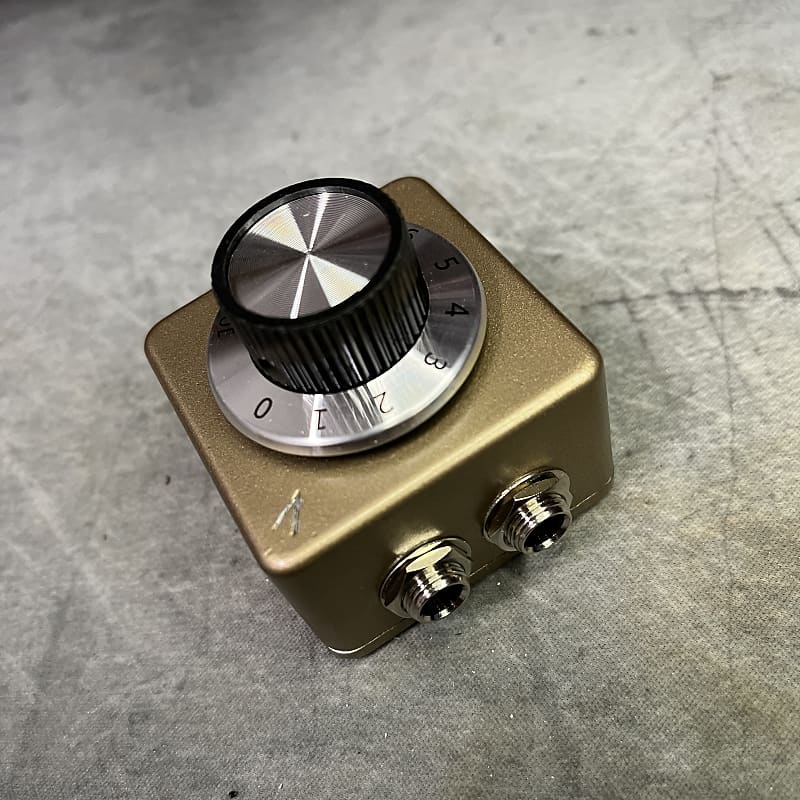 Carter Noiseworx Micro Volbox - Effects Loop Volume | Reverb