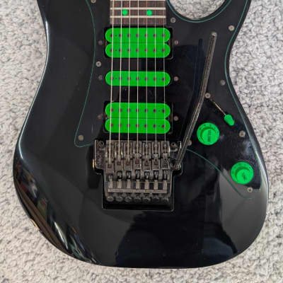 Ibanez UV7BK Universe series Steve Vai 7 string electric guitar w