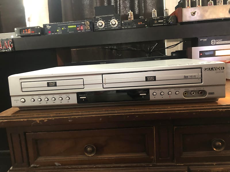 GoVideo DV2130 DVD VHS Combo Player