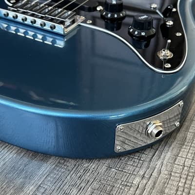 Carvin TLB60 Pearl Blue image 3