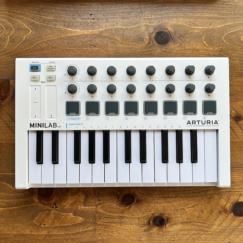 Arturia MiniLab MkII 25-Key MIDI Controller image 1