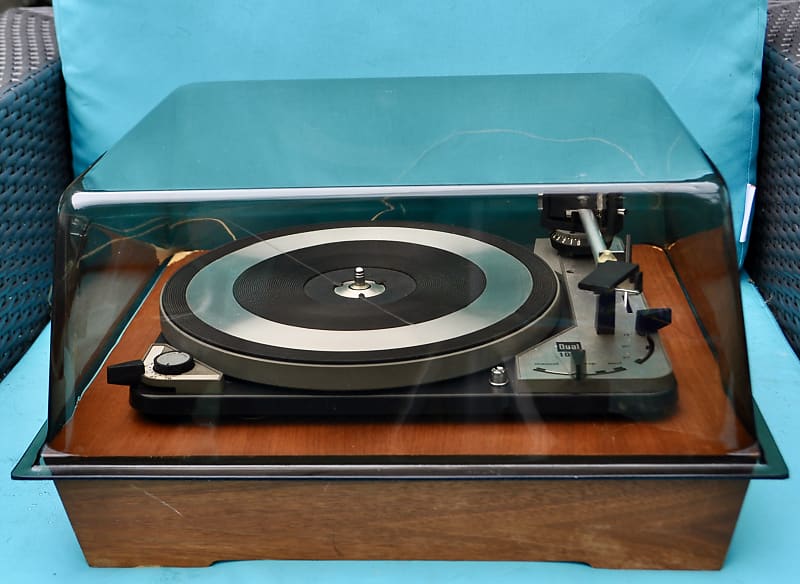 Dual 1019 Turntable  			