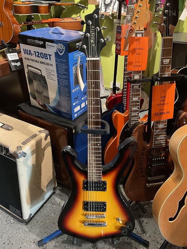 Maestro Built in Fuzz Tone w/case image 1