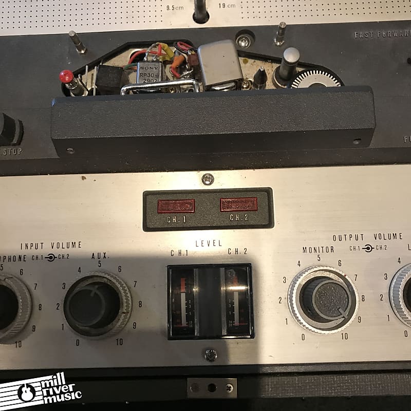 Sony TC-600 Stereo 2 channel Reel to Reel tape recorder