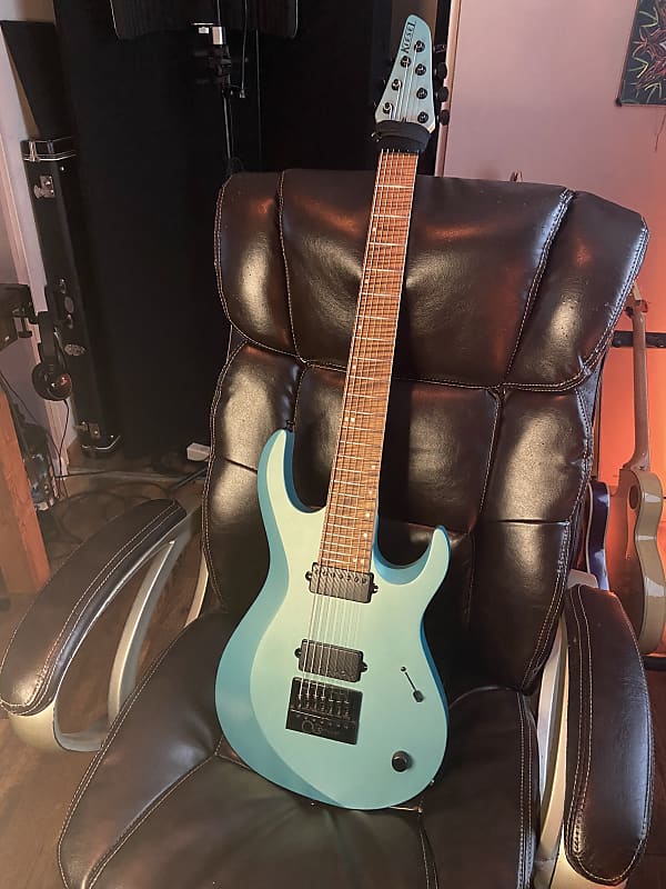Kiesel Aries 2 7-string in Rawtone Black with Evertune