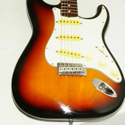 Fender Japan ST-62 N Serial Fujigen Japan Vintage Electric Guitar Ref. No 4807 image 2