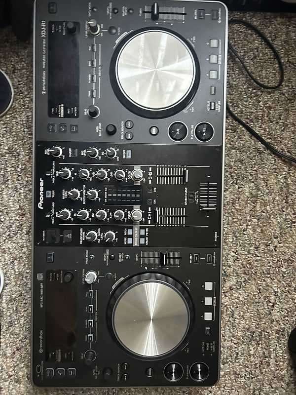 Pioneer XDJ-R1 DJ Controller with rekordbox