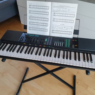 Yamaha PSR-36 keyboard with 2-operator FM synthesis and 12 bit drums image 8