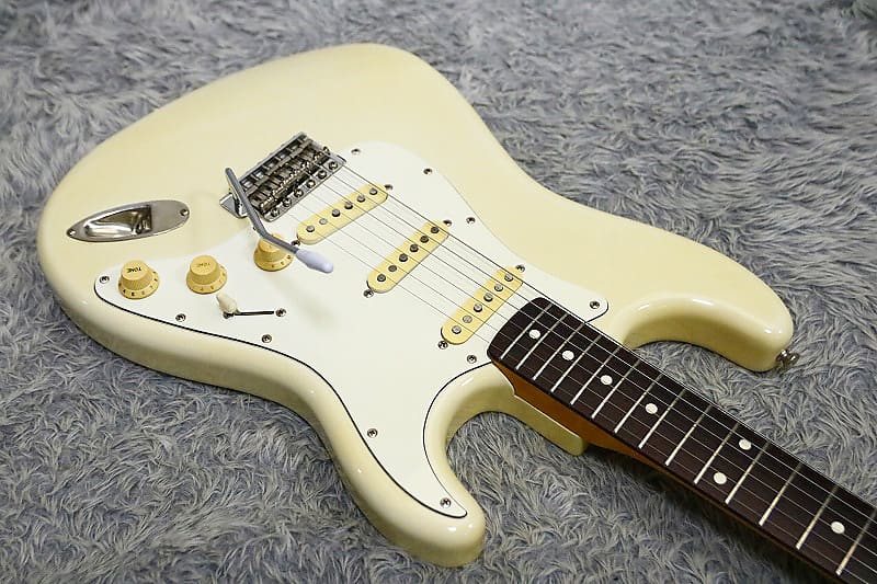 Vintage 1981 made YAMAHA ST500R Stratocaster type white finish Made in  Japan | Reverb Norway