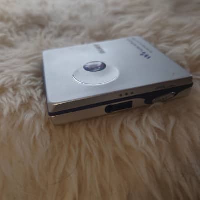 SONY MZ-E707 Portable MiniDisc Player Purple Tested Working with remote mdlp image 5