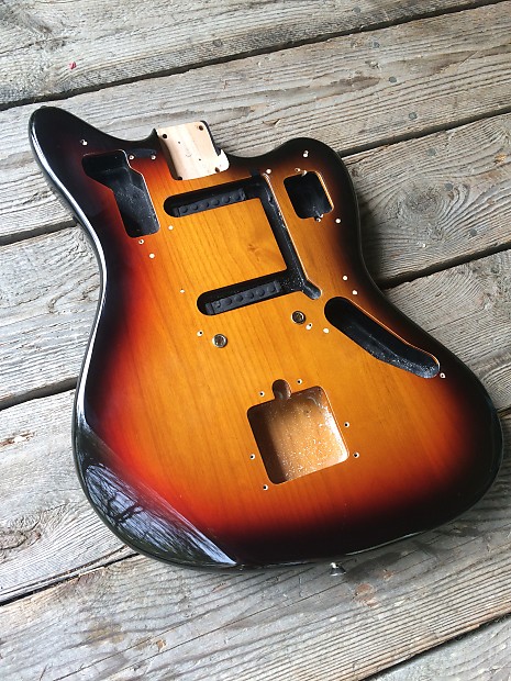 MIJ Fender Jaguar Sunburst Body