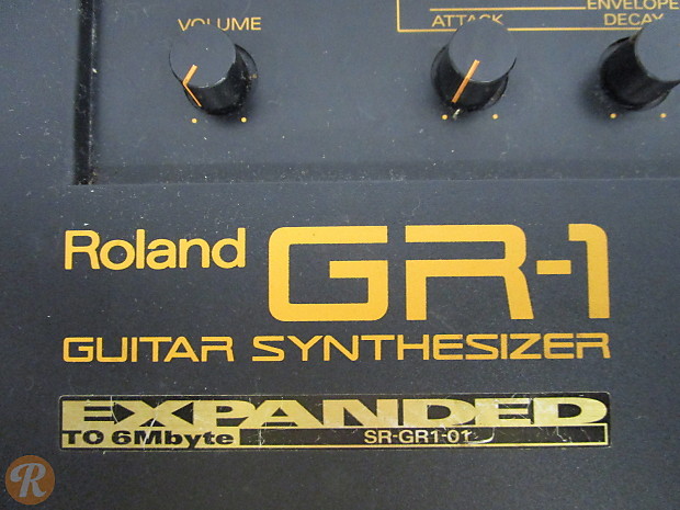 Roland GR-1 Guitar Synthesizer image 2