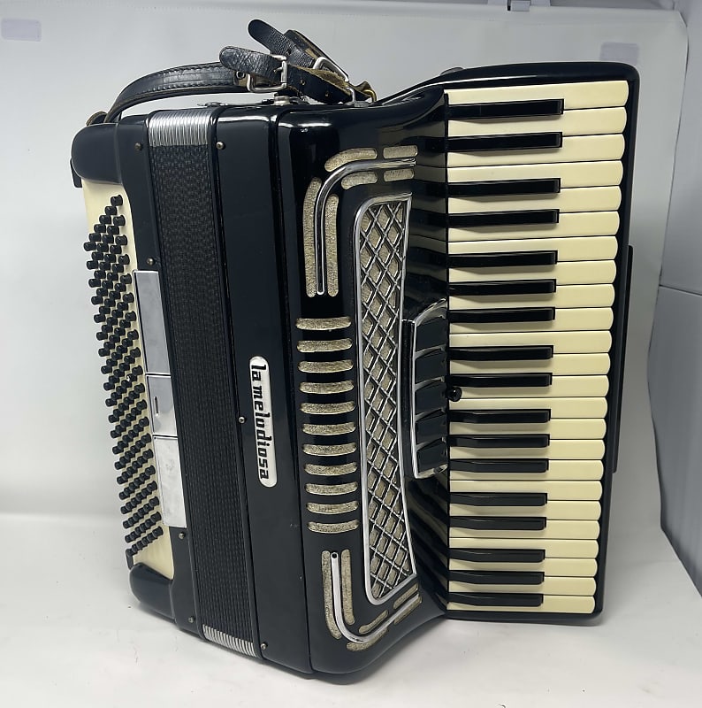 La melodiosa accordion on sale