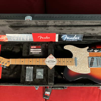 Classic Fender Player Series Telecaster Sunburst with Maple Fretboard Excellent Like New Condition image 6
