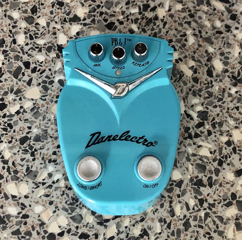 ギター Danelectro delay PB&J Danelectro DJ-17 PB & J Delay - YouTube