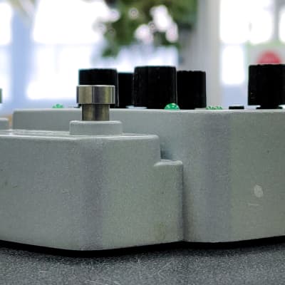 Source Audio Soundblox 2 Dimension Reverb Pedal 2010s - Green image 4