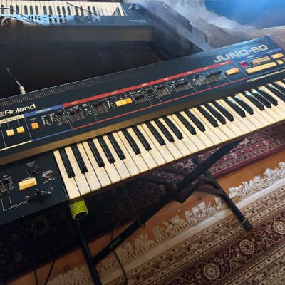 Roland Juno-60 61-Key Polyphonic Synthesizer 1982 - 1984 - Black