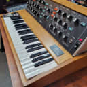 Moog Minimoog Model D Reissue 44-Key Monophonic Synthesizer (2016) 2016 - 2017 - Black / Wood