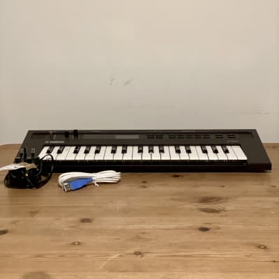 Yamaha Reface DX Mini Mobile Keyboard