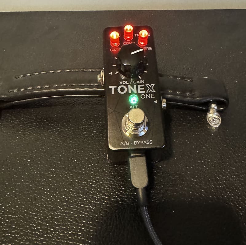 IK Multimedia ToneX One