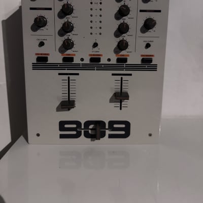 Roland DJ-2000 Professional DJ Mixer 4 Channel Mixing with