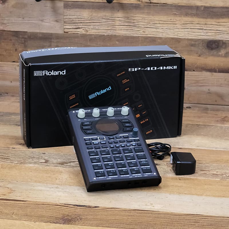 Roland SP-404 MKII サンプラー-