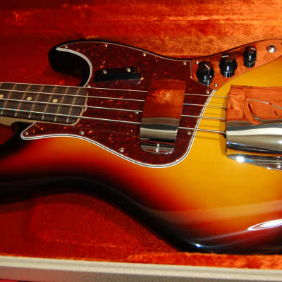 New Old Stock 2017 Fender American Vintage '64 Jazz Bass 3 Tone Sunburst Authorized Dealer OHSC image 4