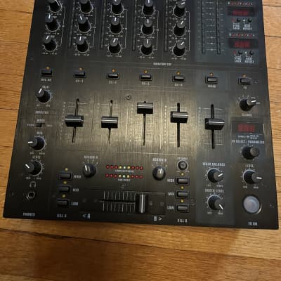 Behringer Pro Mixer DJX750 4-Channel DJ Mixer with Effects and BPM Counter 2010s - Black image 5