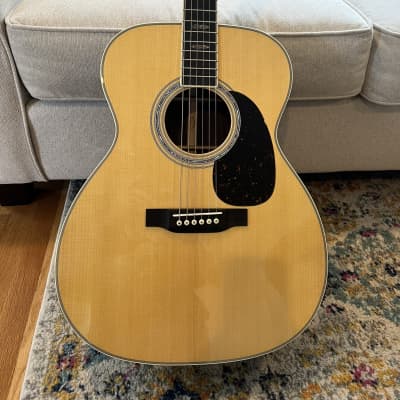 Martin J 40  Acoustic Guitar 2024 - Natural image 3