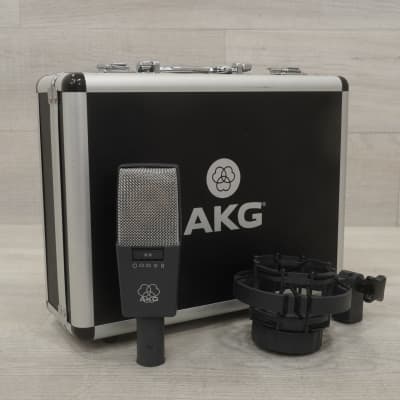AKG C414 B XLS Large Diaphragm Multipattern Condenser Microphone
