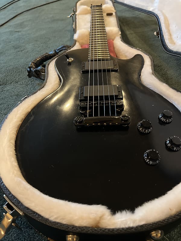 B*r様 Gibson Les Paul gothic II 518931000196000-02-600x600.jpg