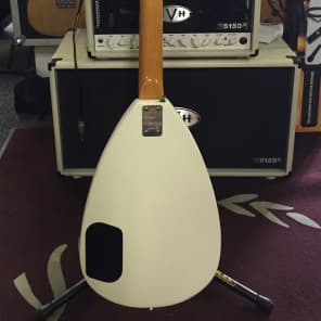 Vox Teardrop Guitar 60's White image 2