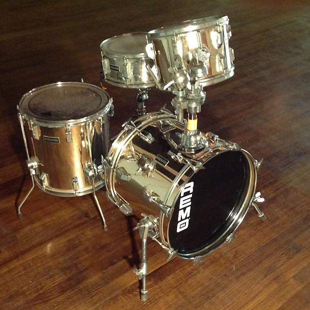 Remo quadura shop drum set