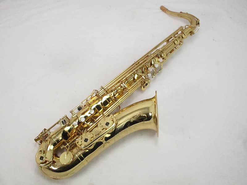 Yanagisawa deals sax tenore