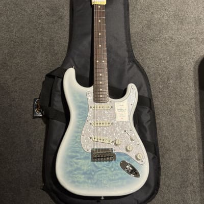 Fender 2024 Collection, Made in Japan Hybrid II Stratocaster