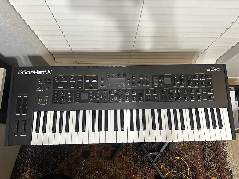 Sequential Prophet X 61-Key 16-Voice Polyphonic Synthesizer 2018