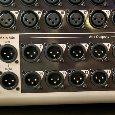 QSC Touchmix 30 Pro image 8