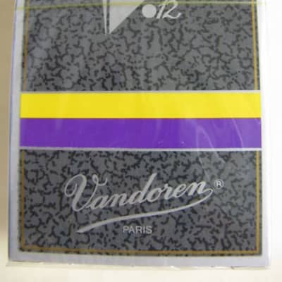Vandoren CR1945 V12 Bb Clarinet Reeds #4 - 10 Pack image 2