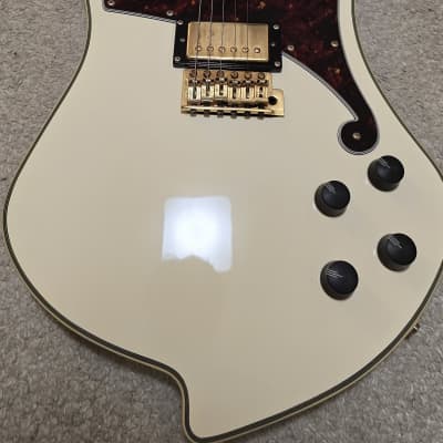 D'Angelico Deluxe Ludlow Offset HH with Tremolo | Reverb