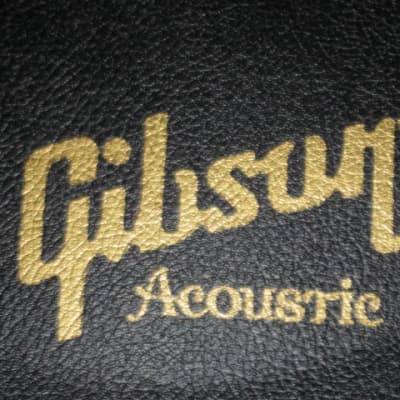lightly used genuine Gibson Dreadnought Hardshell Case from 2017 - Black Tolex Exterior, Wood Construction, Black Plush Padded Interior, Gold Colored Hardware, lid has Gibson Acoustic Logo, fits square or round shoulder dreadnought (NO guitar included) image 3