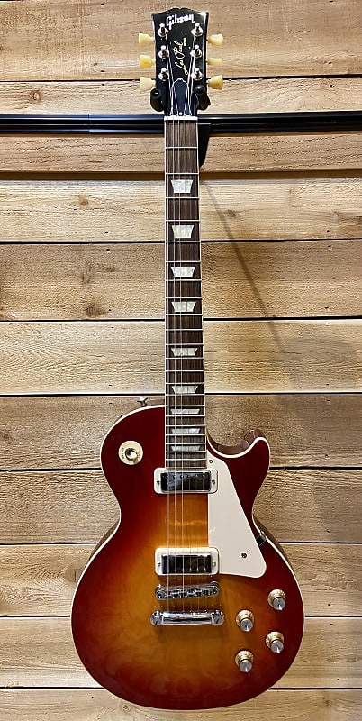 Gibson Les Paul Deluxe 70s w/Case & Case Candy 2021 - Cherry Sunburst image 1