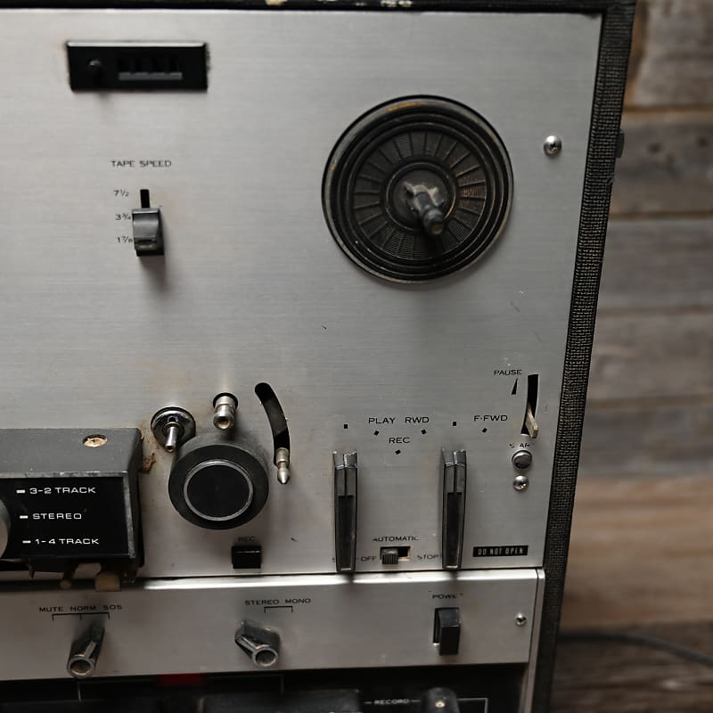 Roberts 800x Tape Recorder